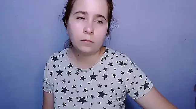 Snapshot of SubLayla01 chatting on February 19, 2025, 6:00 pm SubLayla01 online show from February 19, 2025, 6:00 pm