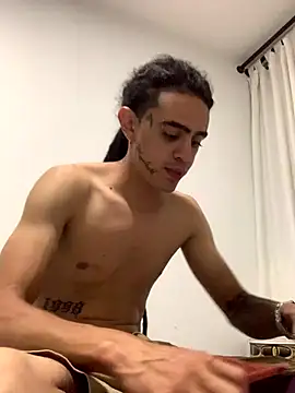 JovenDesobediente online show from September 24, 2025, 6:28 am