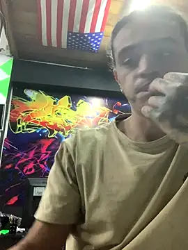 JovenDesobediente online show from December 16, 2025, 11:32 pm