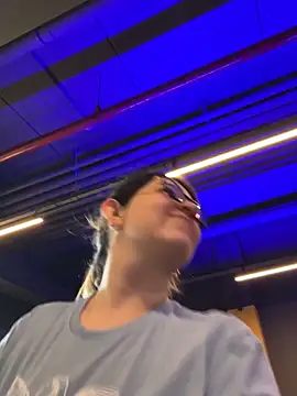 amooraaamoon online show from September 11, 2025, 12:05 pm