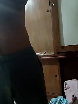 Snapshot of niko5326 chatting on January 28, 2025, 12:32 pm niko5326 online show from January 28, 2025, 12:32 pm