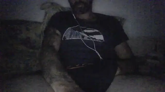 Snapshot of vinzz49 chatting on October 8, 2025, 5:38 am vinzz49 online show from October 8, 2025, 5:38 am