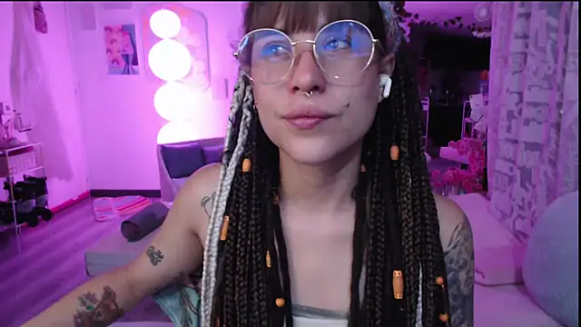 Snapshot of Hellen_dumont chatting on July 23, 2026, 2:53 am Hellen dumont online show from July 23, 2026, 2:53 am