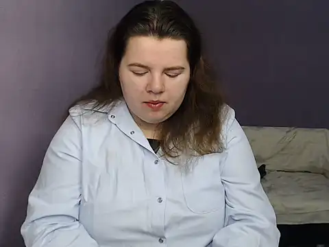 so shy online show from October 4, 2025, 6:33 am