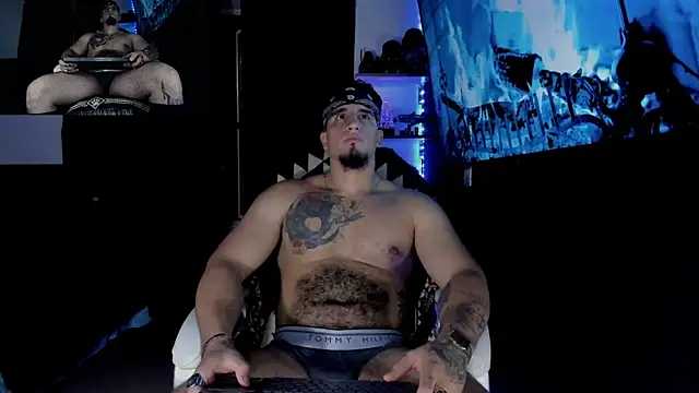 Snapshot of kingbear777 chatting on January 30, 2025, 9:58 pm kingbear777 online show from January 30, 2025, 9:58 pm