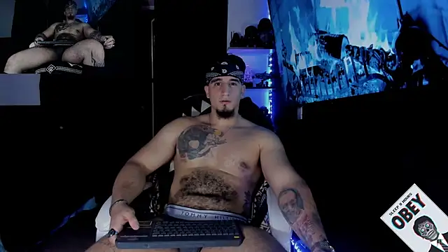 Snapshot of kingbear777 chatting on February 6, 2025, 11:15 pm kingbear777 online show from February 6, 2025, 11:15 pm