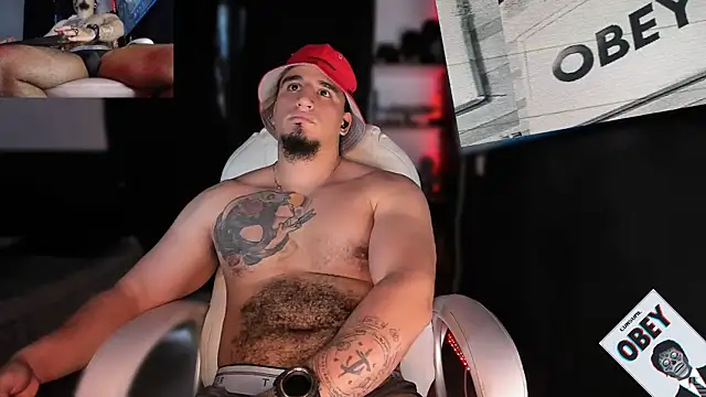 Snapshot of kingbear777 chatting on February 16, 2025, 3:04 am kingbear777 online show from February 16, 2025, 3:04 am