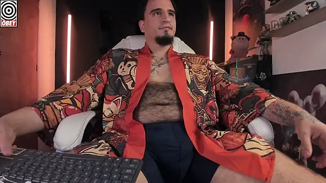 kingbear777 online show from April 10, 2026, 3:12 am