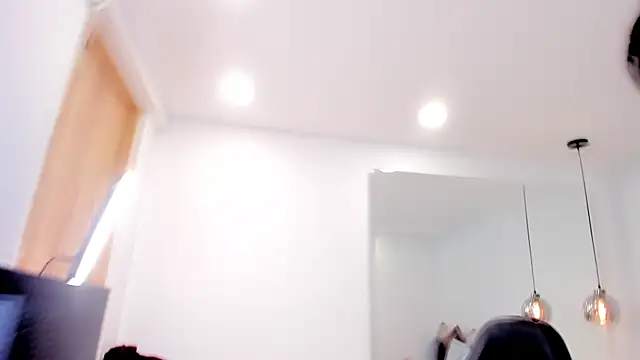 Snapshot of dolly_walker chatting on February 13, 2025, 8:38 am dolly walker online show from February 13, 2025, 8:38 am