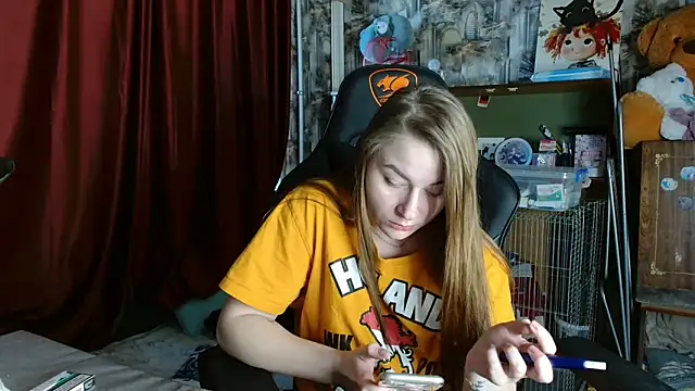 Snapshot of ElenaMaeer chatting on February 22, 2025, 1:13 pm ElenaMaeer online show from February 22, 2025, 1:13 pm