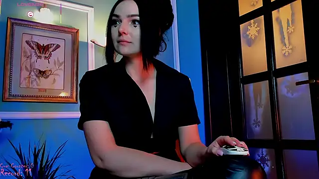 Snapshot of 1Munique chatting on January 27, 2025, 2:57 pm 1Munique online show from January 27, 2025, 2:57 pm