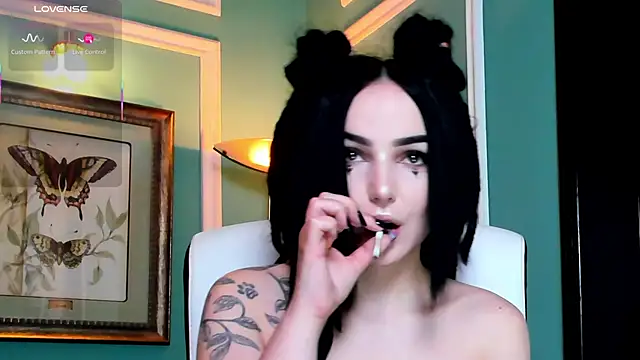 Snapshot of 1Munique chatting on February 26, 2025, 12:14 pm 1Munique online show from February 26, 2025, 12:14 pm