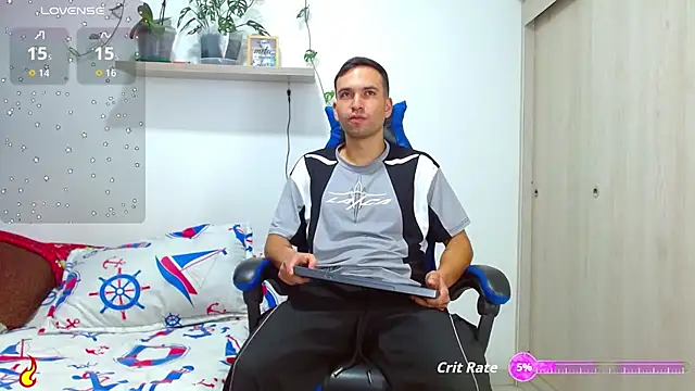 Snapshot of dorian_h_ chatting on October 29, 2025, 10:33 pm dorian h online show from October 29, 2025, 10:33 pm