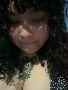 Kimberliprivv online show from July 11, 2026, 4:10 pm