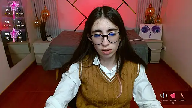 LenaRoses online show from April 13, 2026, 8:14 pm