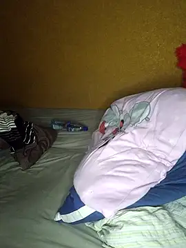 Liluboobs online show from November 13, 2025, 7:35 pm