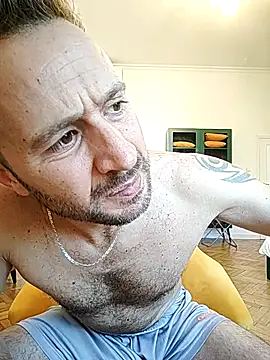 Snapshot of gilera250s chatting on October 4, 2025, 1:09 pm gilera250s online show from October 4, 2025, 1:09 pm