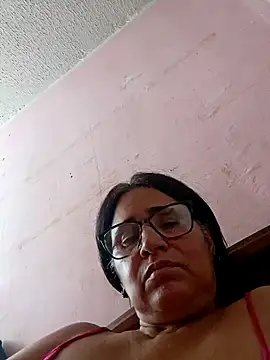 Snapshot of _candi chatting on January 18, 2025, 6:10 pm candi online show from January 18, 2025, 6:10 pm