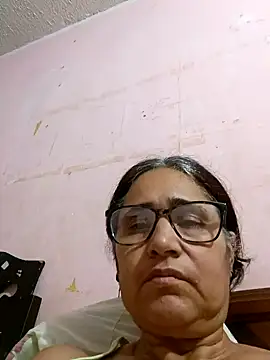 Snapshot of _candi chatting on January 31, 2025, 9:05 am candi online show from January 31, 2025, 9:05 am
