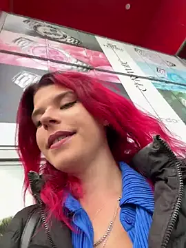 Snapshot of RiriRoseey chatting on October 16, 2025, 5:52 am RiriRoseey online show from October 16, 2025, 5:52 am