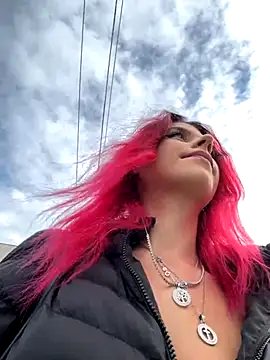 Snapshot of RiriRoseey chatting on October 18, 2025, 6:58 am RiriRoseey online show from October 18, 2025, 6:58 am