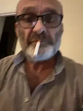 Shyboy817 online show from December 5, 2025, 2:31 am