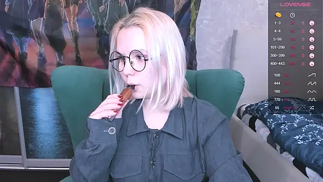 Snapshot of miray_kuriyama123 chatting on February 1, 2025, 7:44 pm miray kuriyama123 online show from February 1, 2025, 7:44 pm