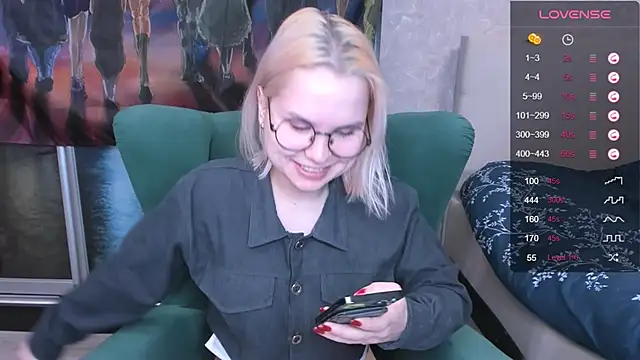 Snapshot of miray_kuriyama123 chatting on February 3, 2025, 12:47 am miray kuriyama123 online show from February 3, 2025, 12:47 am