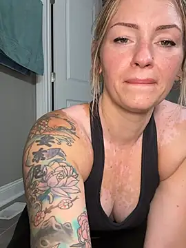 MaggieMayI89 online show from July 13, 2026, 11:46 am