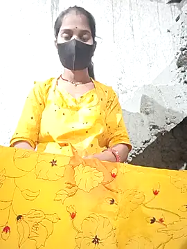 Snapshot of Anushka_Ji chatting on November 6, 2025, 4:08 pm Anushka Ji online show from November 6, 2025, 4:08 pm