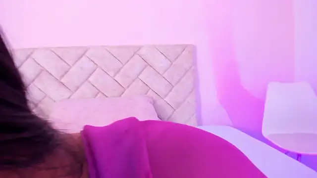 Snapshot of krishaa_ chatting on March 18, 2025, 4:04 pm krishaa online show from March 18, 2025, 4:04 pm