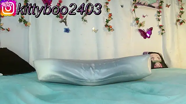 Snapshot of AnaSweet6902 chatting on February 22, 2025, 6:08 pm AnaSweet6902 online show from February 22, 2025, 6:08 pm