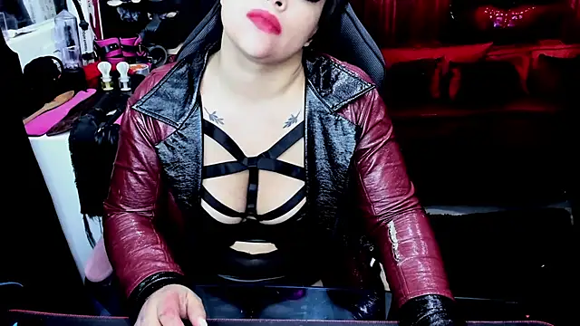 True Bdsm online show from December 29, 2024, 3:54 am