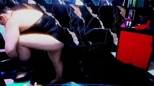 True Bdsm online show from November 4, 2025, 4:50 pm