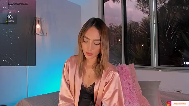 Megan-holly online show from January 11, 2025, 7:49 pm