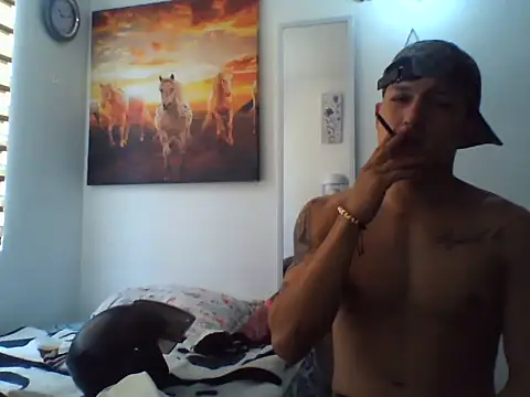 Snapshot of Pharaon_71 chatting on February 10, 2025, 8:53 pm Pharaon 71 online show from February 10, 2025, 8:53 pm