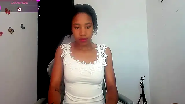 Nala j8 online show from November 18, 2025, 2:32 pm