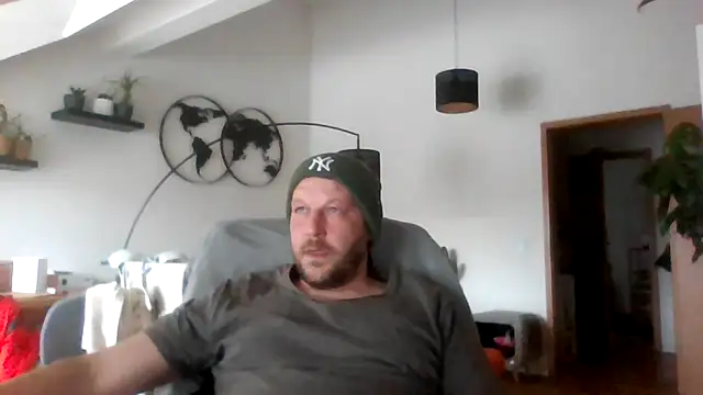 BennyLommy online show from February 12, 2026, 1:17 pm