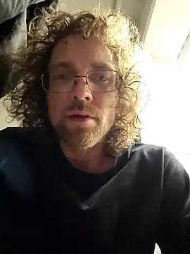 Bjuiced online show from November 4, 2025, 9:14 pm