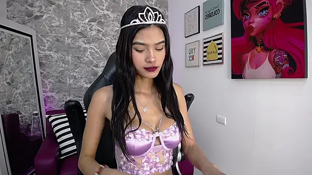 Snapshot of bonnie-love chatting on September 23, 2025, 1:36 pm bonnie-love online show from September 23, 2025, 1:36 pm