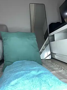 Kinkyy  online show from March 1, 2026, 1:35 pm