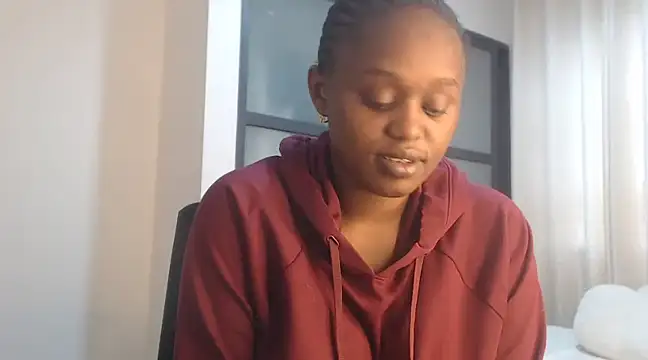 Lafaye19 online show from December 19, 2024, 4:23 am