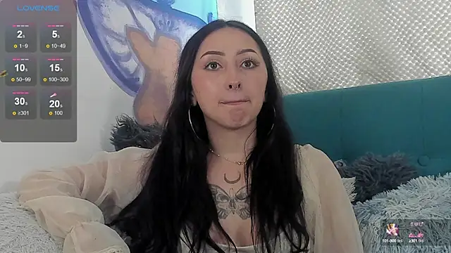 Snapshot of v1cky_ chatting on January 10, 2025, 9:42 pm v1cky online show from January 10, 2025, 9:42 pm