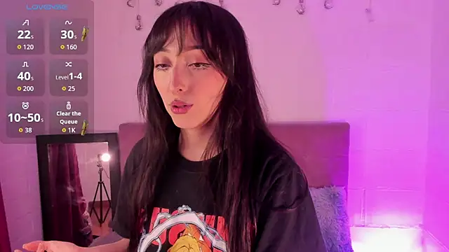 Snapshot of v1cky_ chatting on October 16, 2025, 11:06 pm v1cky online show from October 16, 2025, 11:06 pm