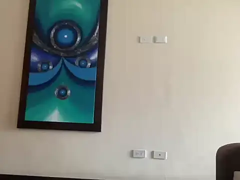 littlelatinhunter online show from October 17, 2025, 12:19 pm