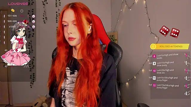 Snapshot of FruttiTatti chatting on October 6, 2025, 5:43 pm FruttiTatti online show from October 6, 2025, 5:43 pm