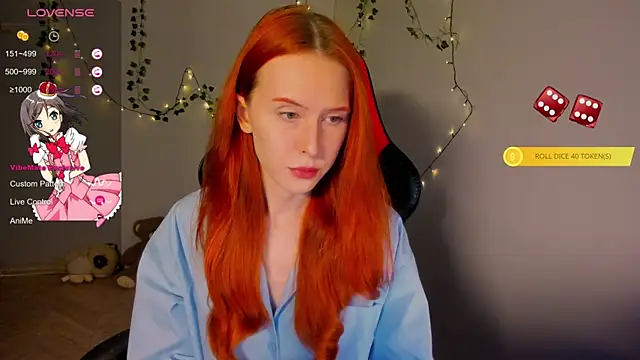 Snapshot of FruttiTatti chatting on October 25, 2025, 5:19 pm FruttiTatti online show from October 25, 2025, 5:19 pm