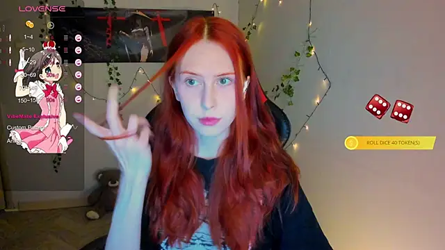 Snapshot of FruttiTatti chatting on November 28, 2025, 6:10 pm FruttiTatti online show from November 28, 2025, 6:10 pm