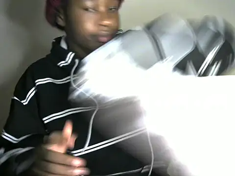 Novah  online show from March 22, 2026, 5:49 pm