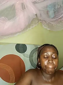 Snapshot of Swit_virgin22 chatting on July 4, 2026, 4:07 am Swit virgin22 online show from July 4, 2026, 4:07 am